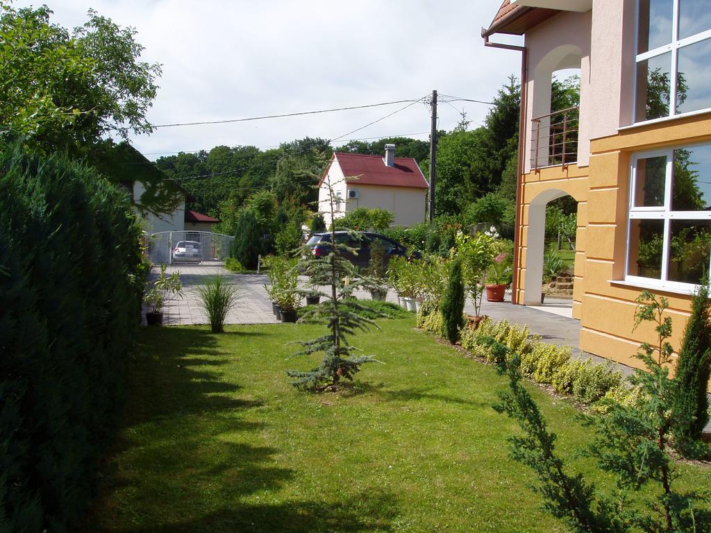 Katalin Apartmanhaz ซาลาคาโรส ภายนอก รูปภาพ