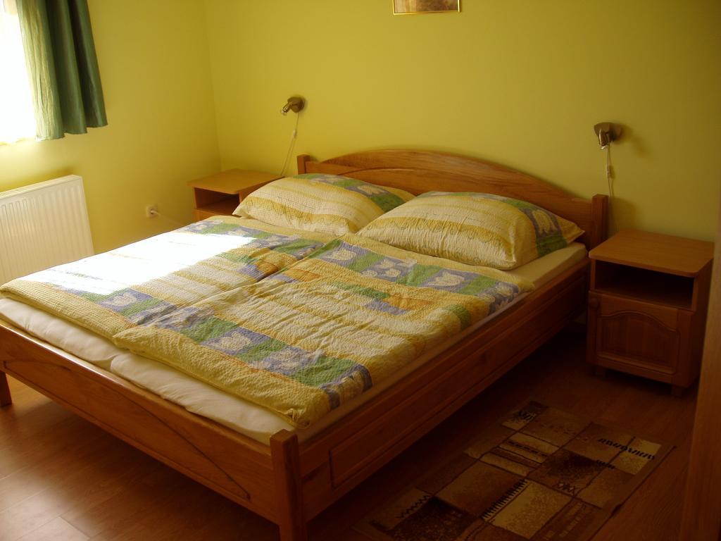 Katalin Apartmanhaz ซาลาคาโรส ภายนอก รูปภาพ